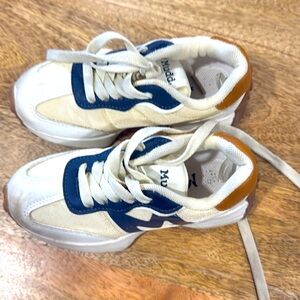 Toddler Boys Mudd Retro Shoes size 10
